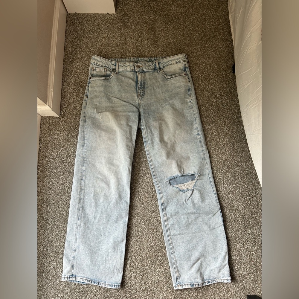 Classic Light Blue Distressed Women Jeans